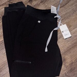 Figs Women's Black Jogger Pants